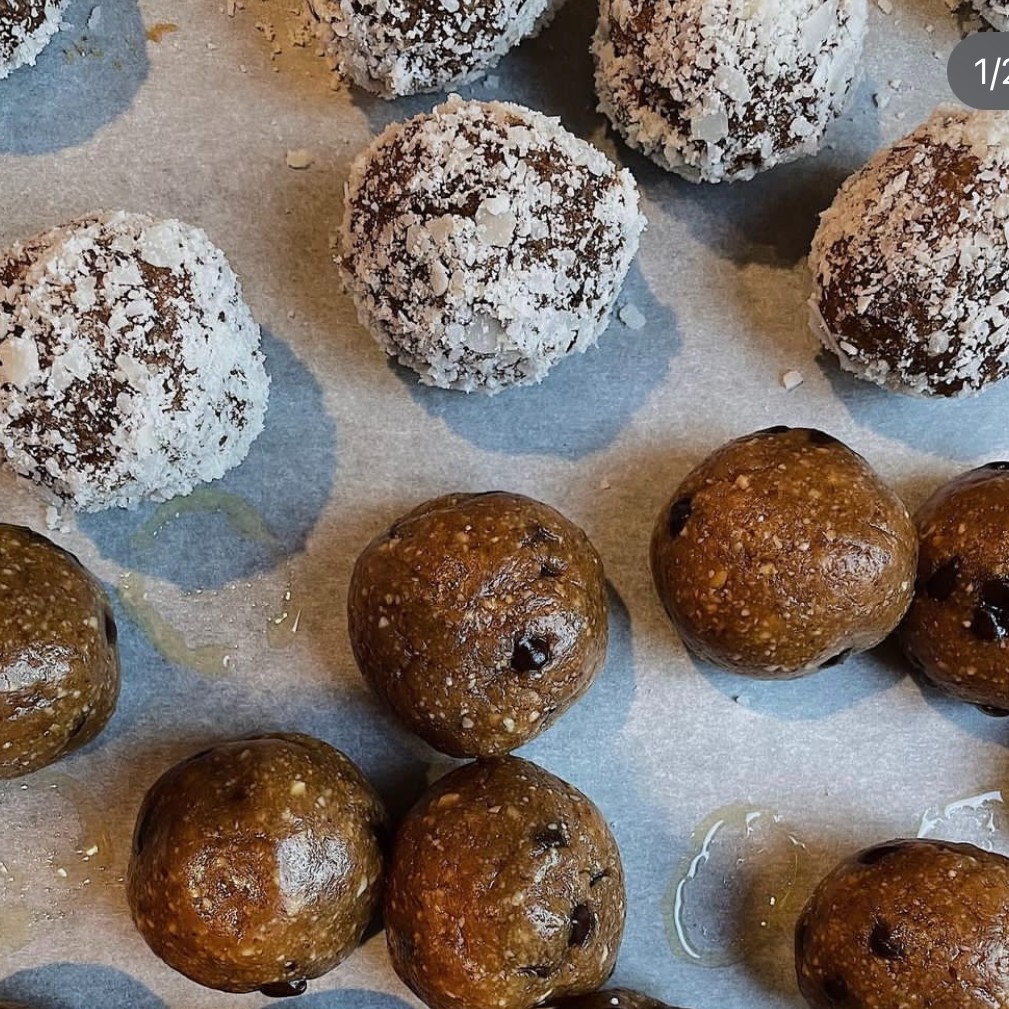 A La Carte Cashew Cookie Dough Bliss Balls